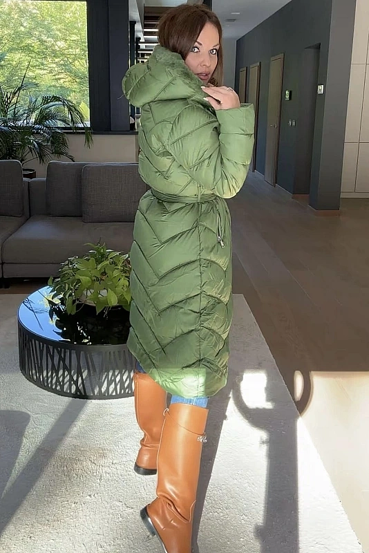 Smaragd hosszú kabát műszőrme kapucnival